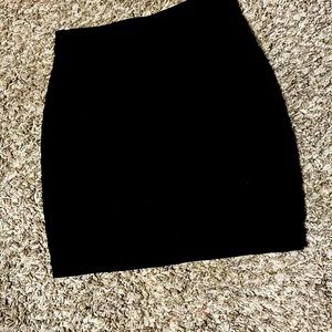 Express body con skirt